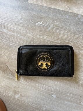 Tory Burch Black Leather Zip-Around Wallet with Gold Logo Emblem